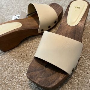 ZARA CLOG SANDALS